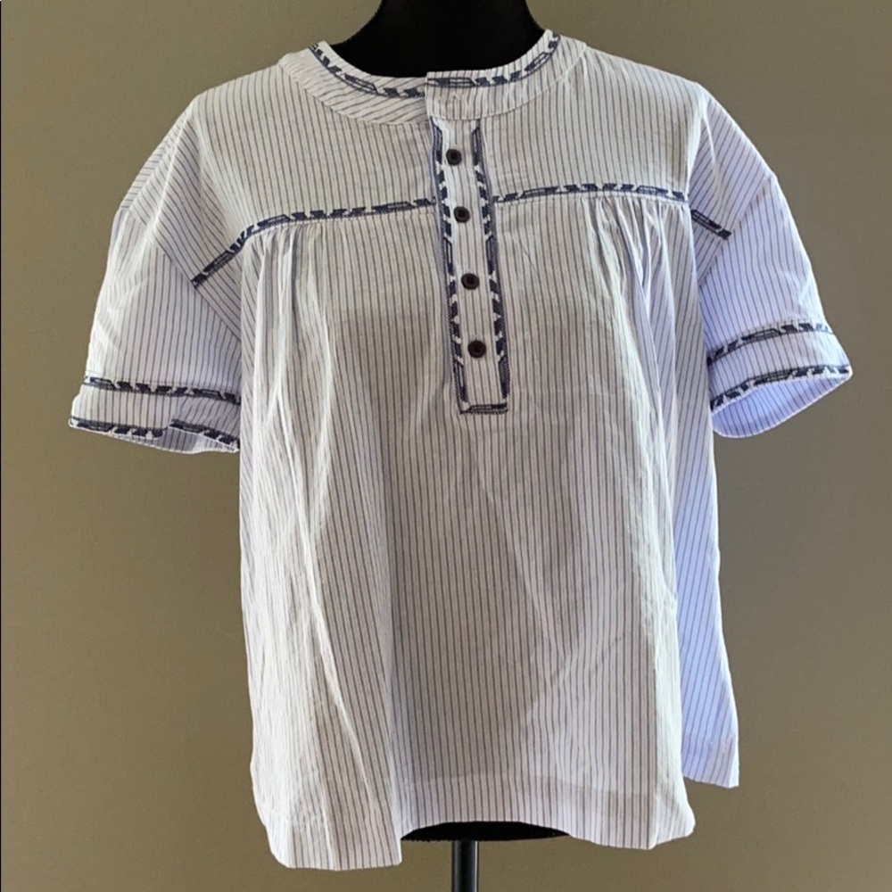 Main strip. Boutique top